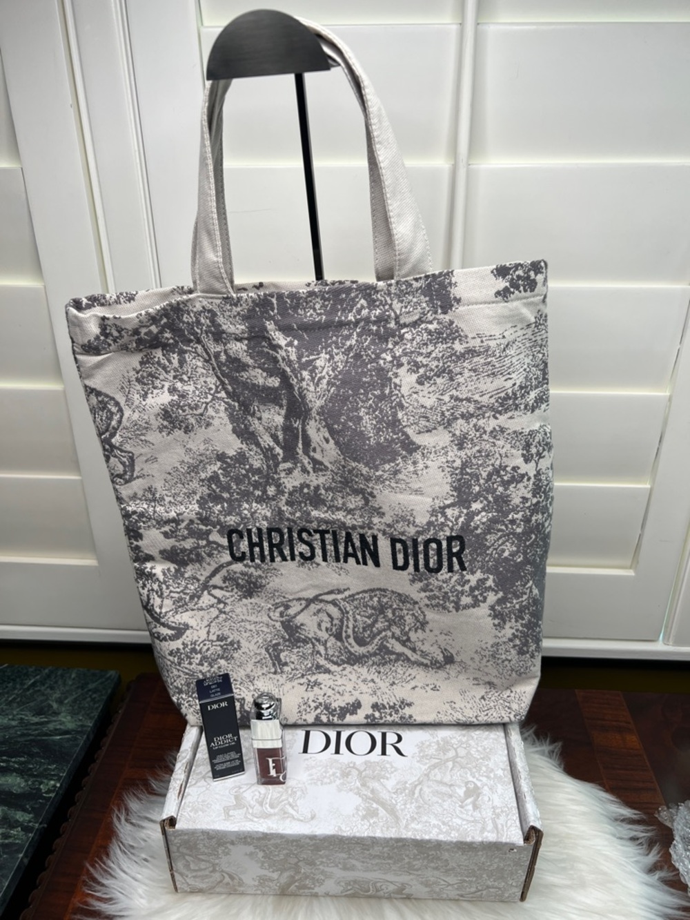 Dior Canvas Tote Beauty Bag With Dior Addict Lip Glow Oil (081) NWOT With Box